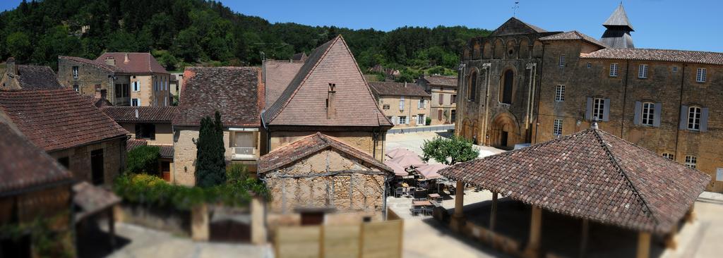 Les Songes De L'Abbaye Bed & Breakfast Cadouin Exterior photo